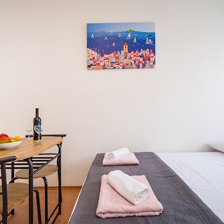 Studio And Rooms Zadar City Wall Exterior foto